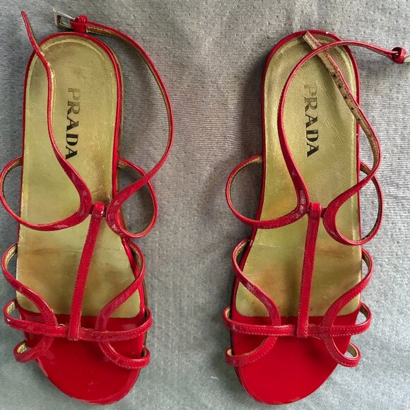 Prada Red Patent Leather Sandals. - Picture 2 of 7